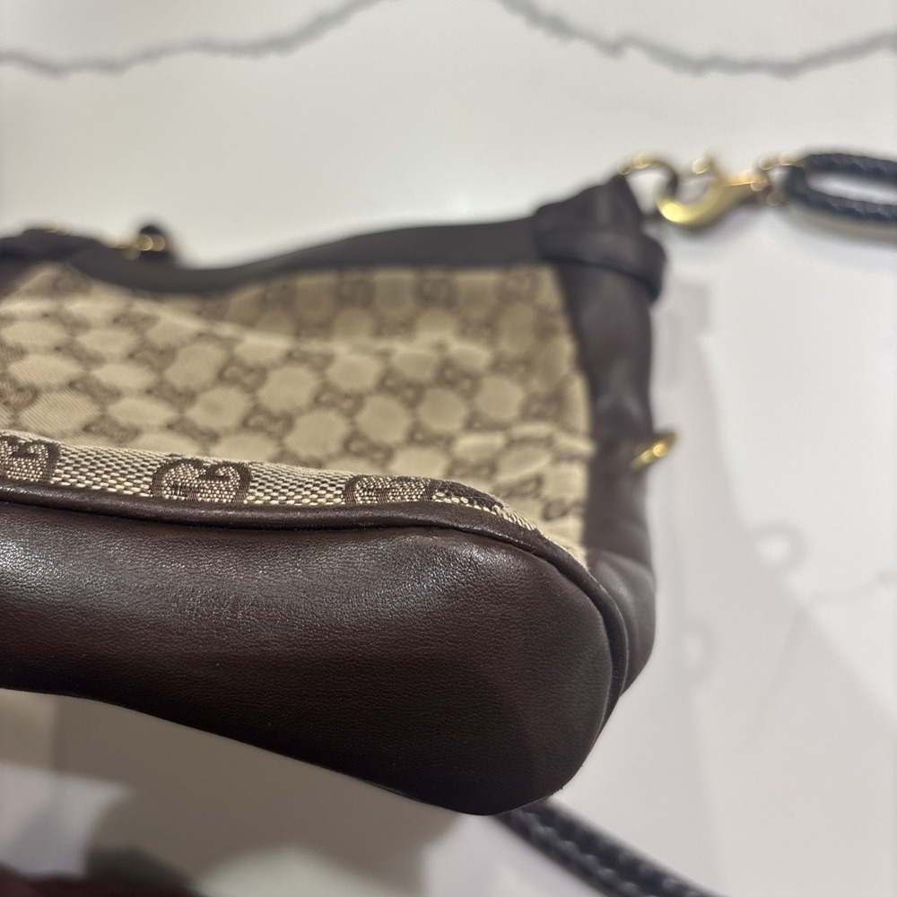 gucci gg canvas crossbody bag - Picture 3 of 10